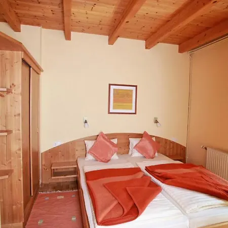 Apartment Haus Schuster *