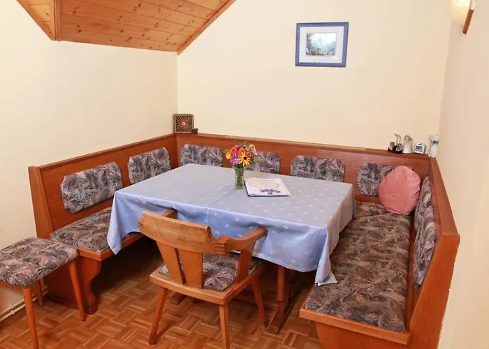 Apartment Haus Schuster *